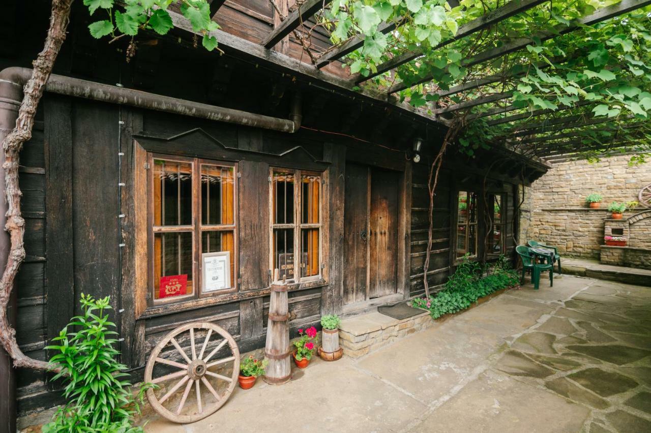 Отель Kodjamanova House Жеравна Экстерьер фото