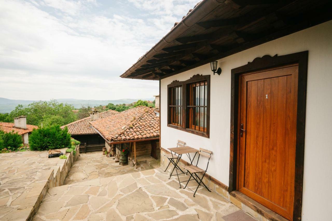 Отель Kodjamanova House Жеравна Экстерьер фото
